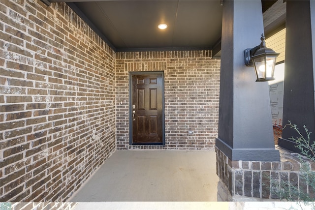 property entrance with a porch