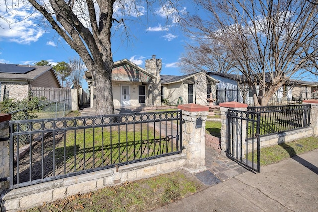 view of front of home