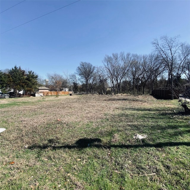 Listing photo 3 for TBD W Water Crest Ln, Glenn Heights TX 75154