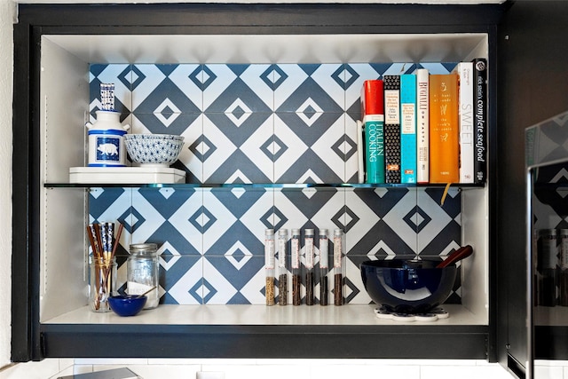 interior details with decorative backsplash