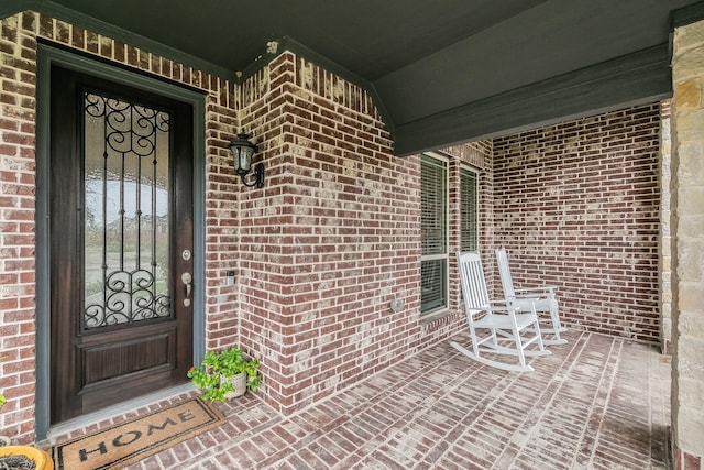 property entrance with a porch