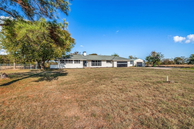 exterior space featuring a front yard