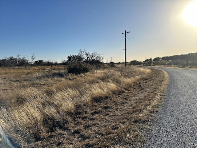 Listing photo 3 for 744 Feather Bay Dr, Brownwood TX 76801