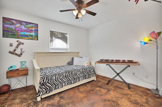 bedroom featuring ceiling fan