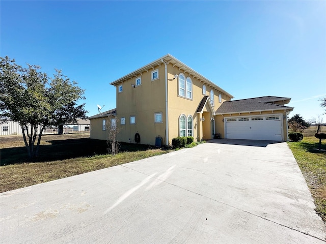 view of front facade with a garage