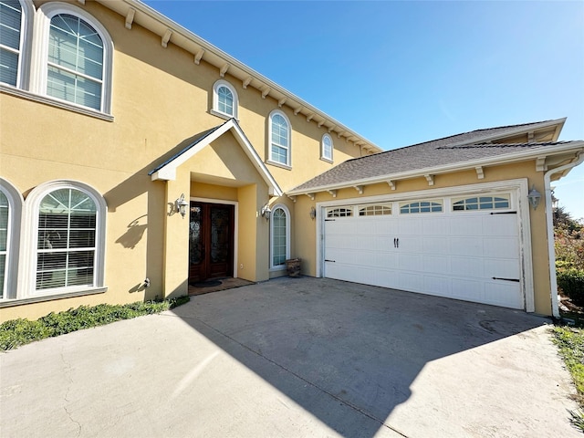 view of front of house with a garage