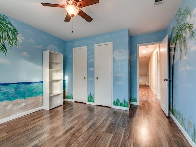 dining space featuring light hardwood / wood-style flooring and ceiling fan