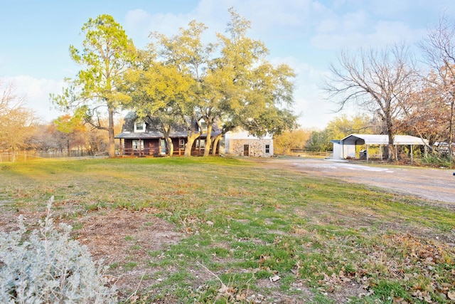 view of front of house with a front lawn