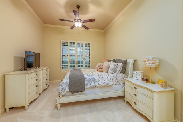 bedroom with ornamental molding, light carpet, and ceiling fan