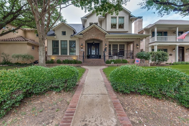 view of front of house featuring covered porch