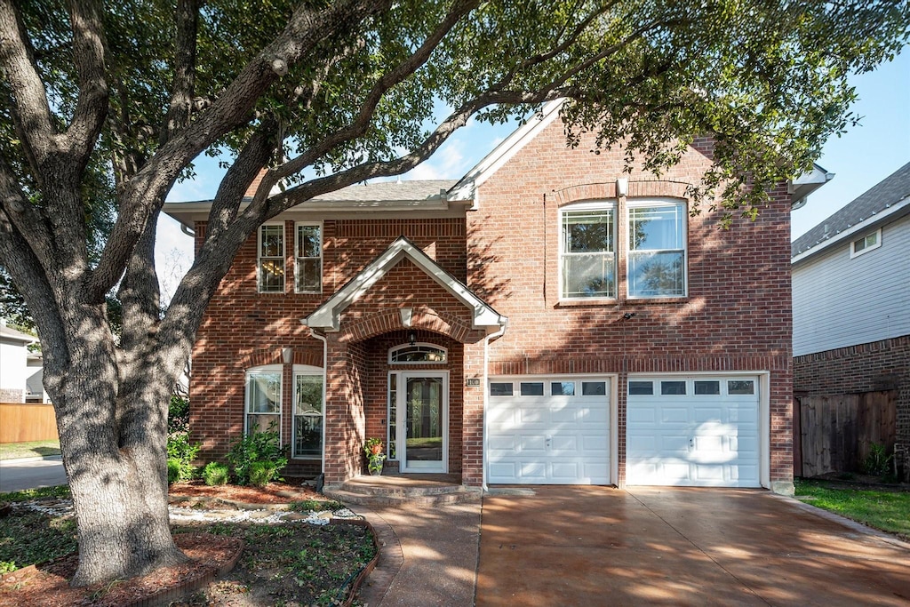 view of front of property featuring a garage