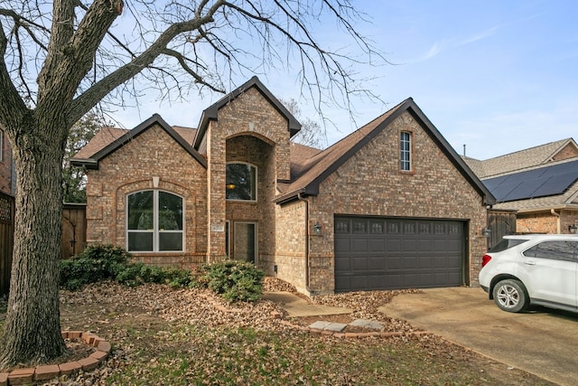 view of front facade with a garage