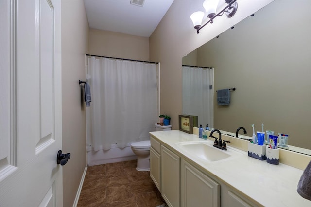 full bathroom featuring toilet, vanity, and shower / tub combo with curtain