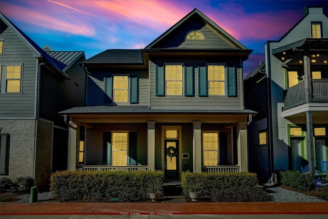 view of front of house featuring a porch