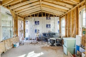 misc room with lofted ceiling