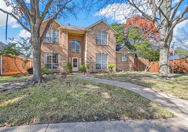 view of front of property with a front yard