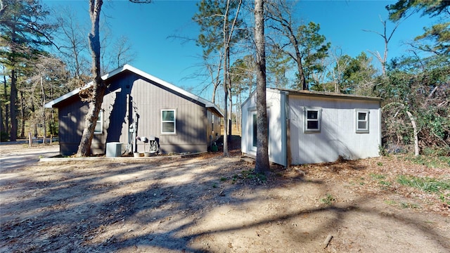 exterior space with an outbuilding