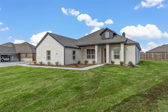 view of front of house with a front yard