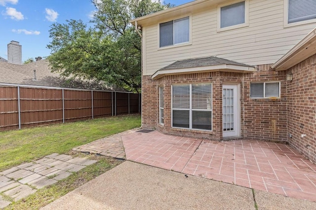 5400 Belle Chasse Ln, Frisco, TX 75035 - view of patio / terrace with fence