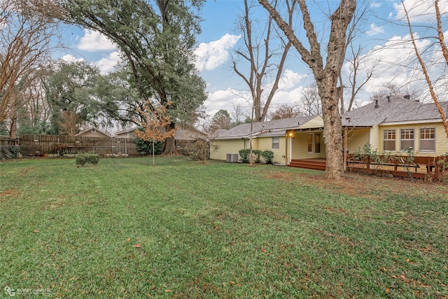 view of yard featuring central AC