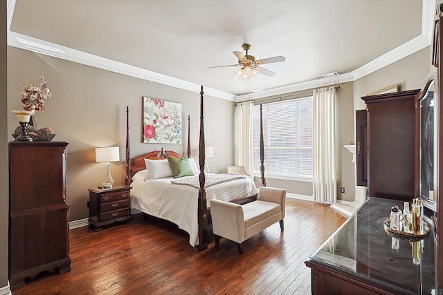 bedroom featuring ceiling fan, crown molding, and dark hardwood / wood-style flooring