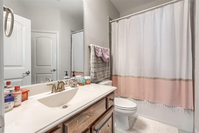 full bathroom featuring toilet, shower / bathtub combination with curtain, and vanity