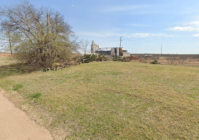 Listing photo 3 for 1912 E Fort Worth St Unit B, Wichita Falls TX 76301