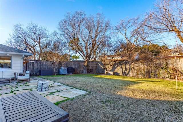 view of yard with a patio