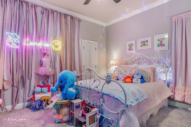 bedroom with crown molding, carpet, and ceiling fan