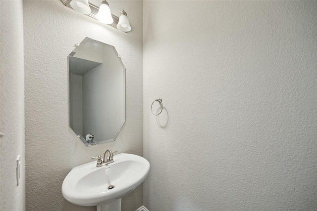 bathroom with sink