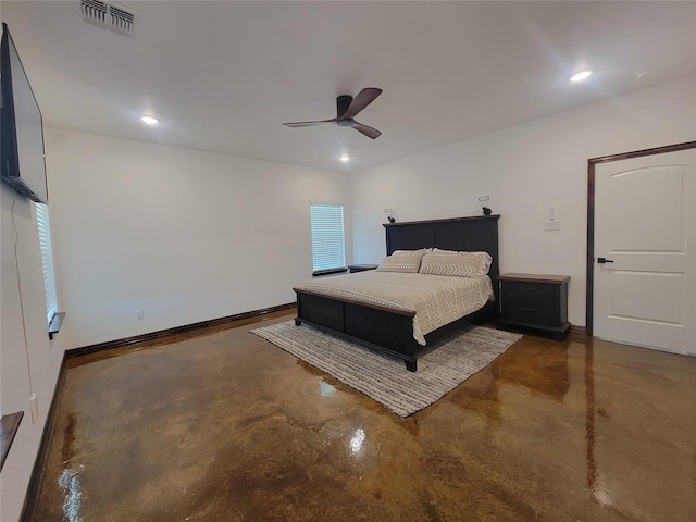 bedroom with ceiling fan