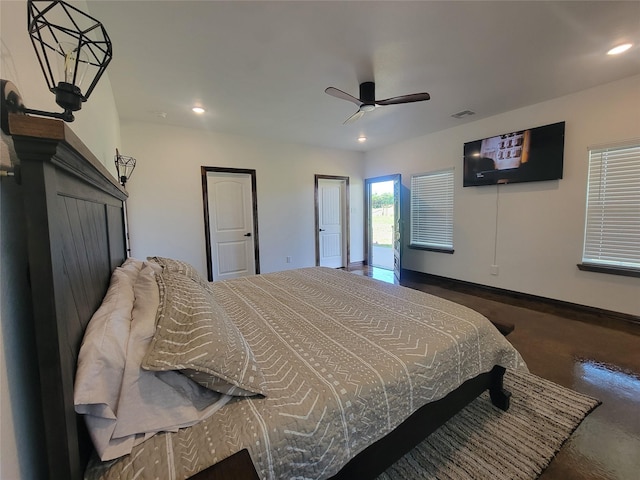 bedroom with ceiling fan