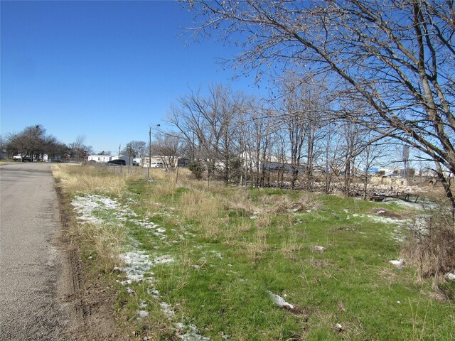207 Newell Dr, Hudson Oaks, TX 76087