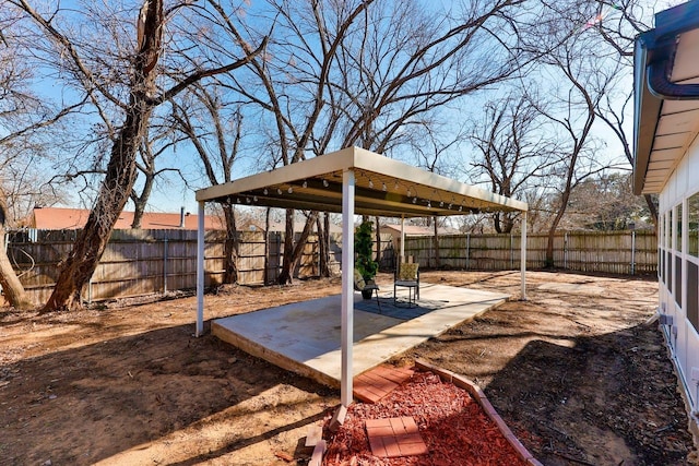 view of yard with a patio