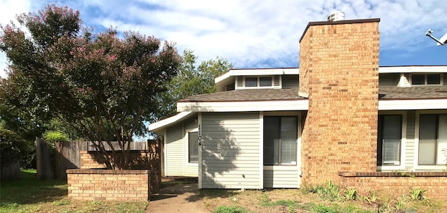 view of side of home