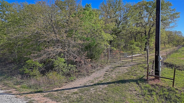 Listing photo 3 for 1138 Quail Run Rd, Nocona TX 76255