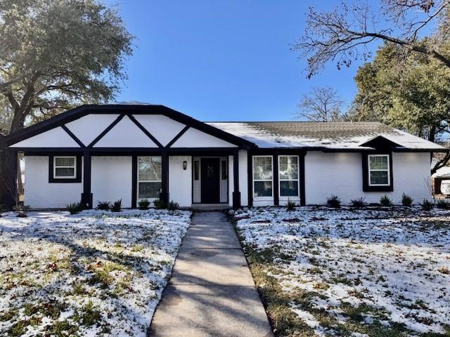 view of ranch-style home