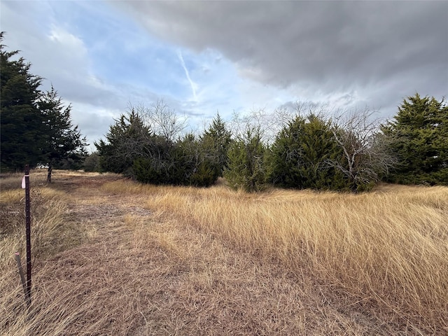 Listing photo 3 for 450 Neck Rd, Ferris TX 75125