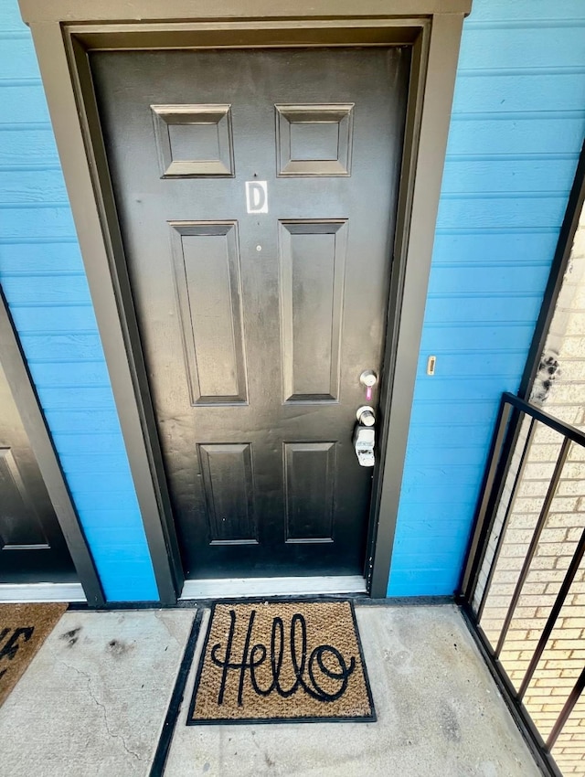 view of property entrance