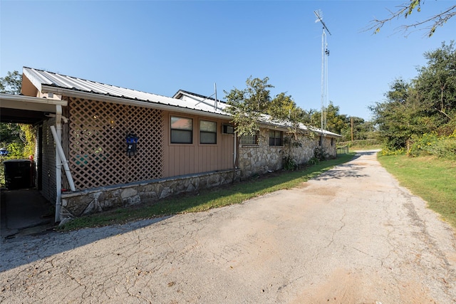 view of property exterior