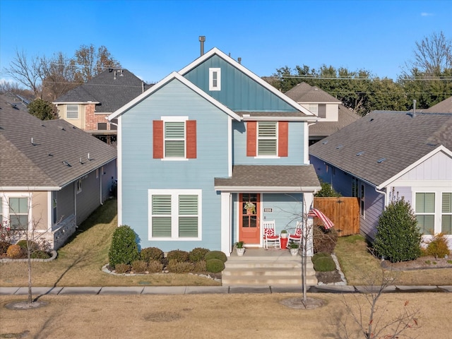 view of front of property with a front yard