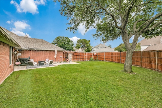 view of yard with a patio