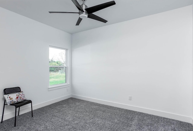 unfurnished room featuring carpet flooring and ceiling fan