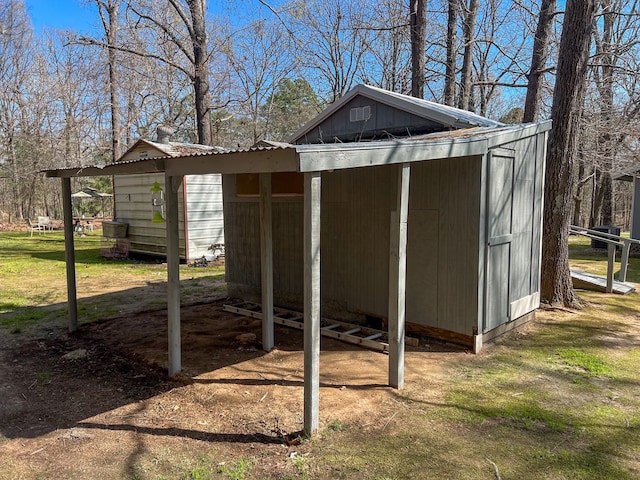 view of outdoor structure