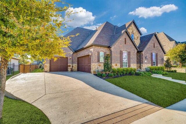 view of front of house with a front yard