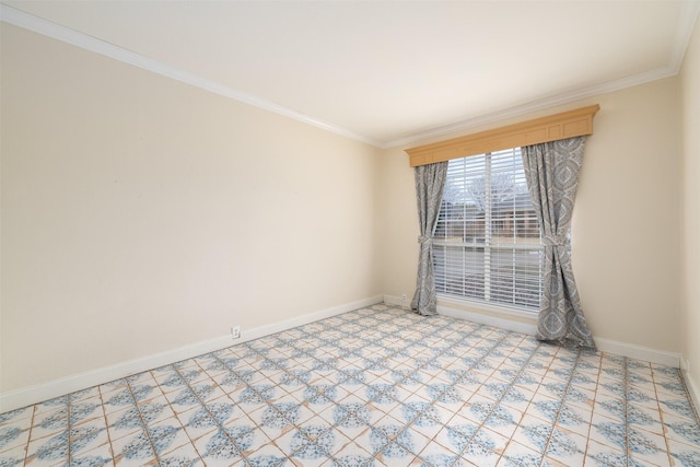 empty room with crown molding