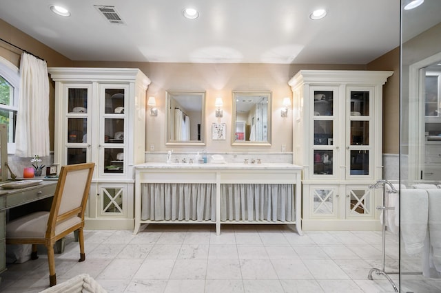 bathroom with sink