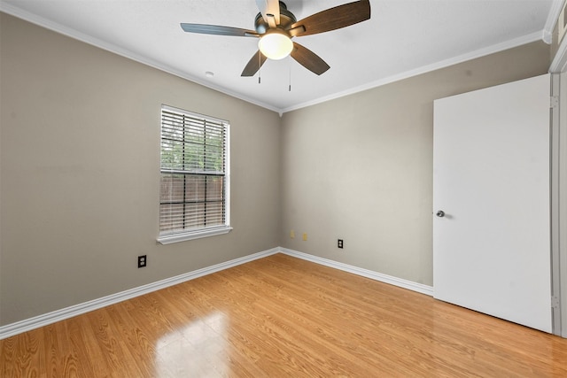 spare room with ceiling fan, light hardwood / wood-style floors, and ornamental molding