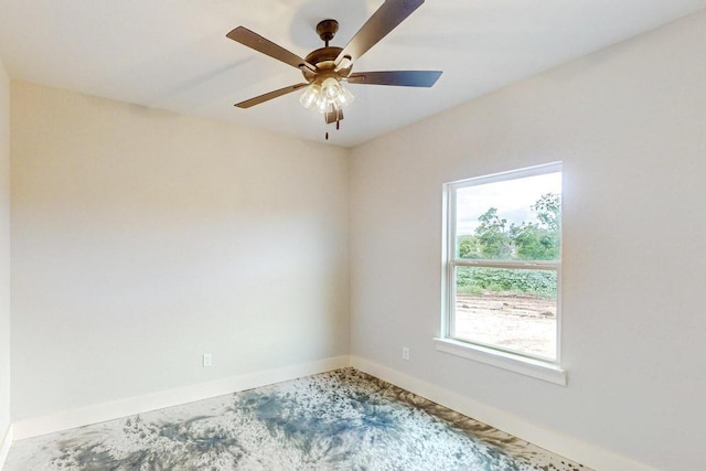 unfurnished room featuring ceiling fan