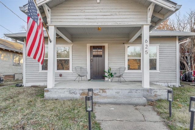 view of front facade with a porch